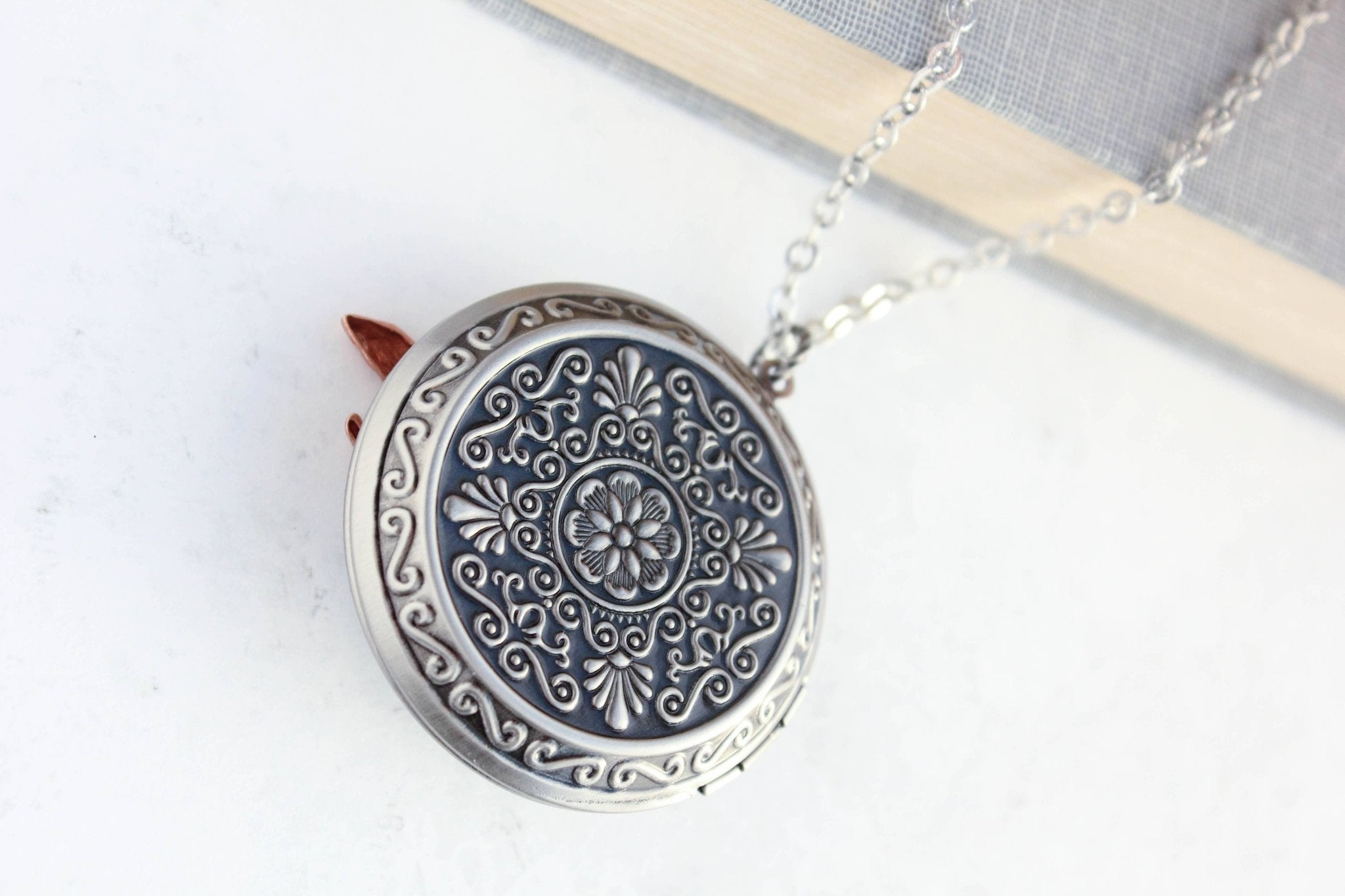 A Pocket of Posies - Big Fox Locket (3 styles): 26 inches / Copper Fox on Antiqued Silver - Little Boho Valley