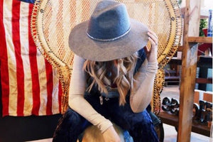 WHAT TO WEAR IN 2018 - Little Boho Valley