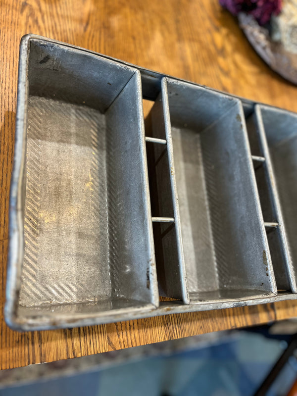 Deep bread baking dish