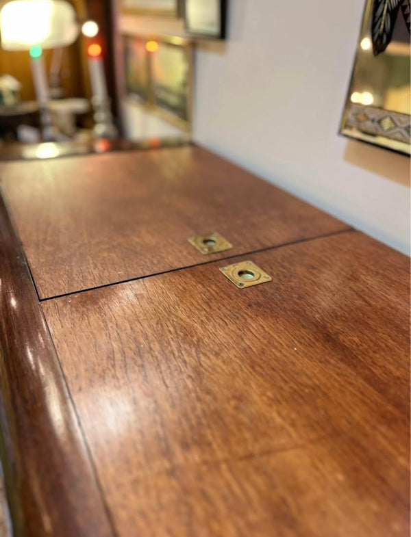F&F Thomasville Founders Collection Walnut Post-Modern Bar