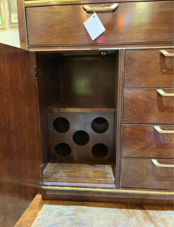 F&F Thomasville Founders Collection Walnut Post-Modern Bar