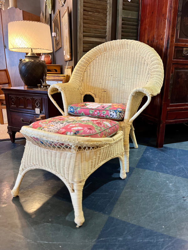 Yellow wicker chair set