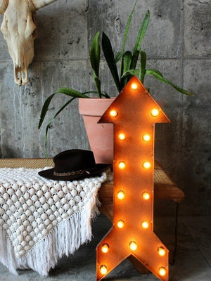 METAL ARROWS WITH LIGHTS - Little Boho Valley