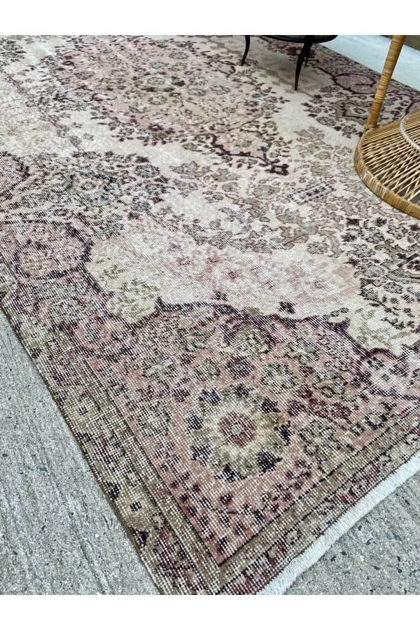 Vintage Blush Rug - Event Rental - Little Boho Valley